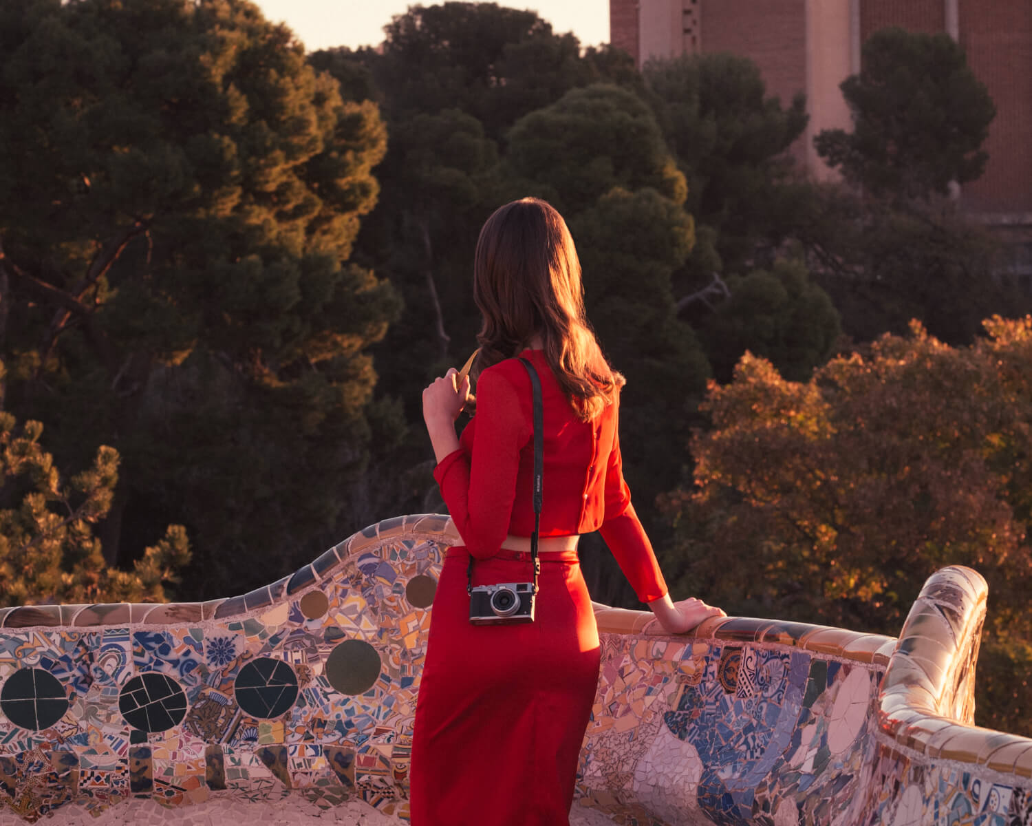 Woman in Park Güell Barcelona by lifestyle photographer Tim Cole