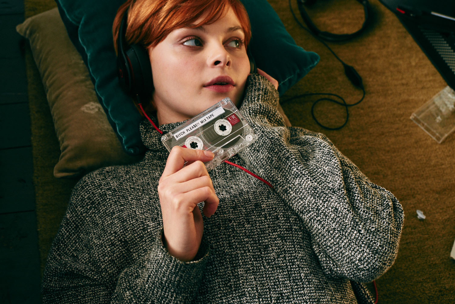 Girl listens to music by lifestyle photographer Tim Cole 